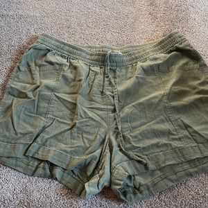 XL canvas old navy shorts